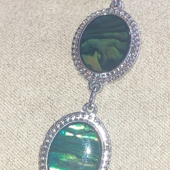 Vintage Silver Tone and Green Abalone Bracelet - Picture 3 of 4